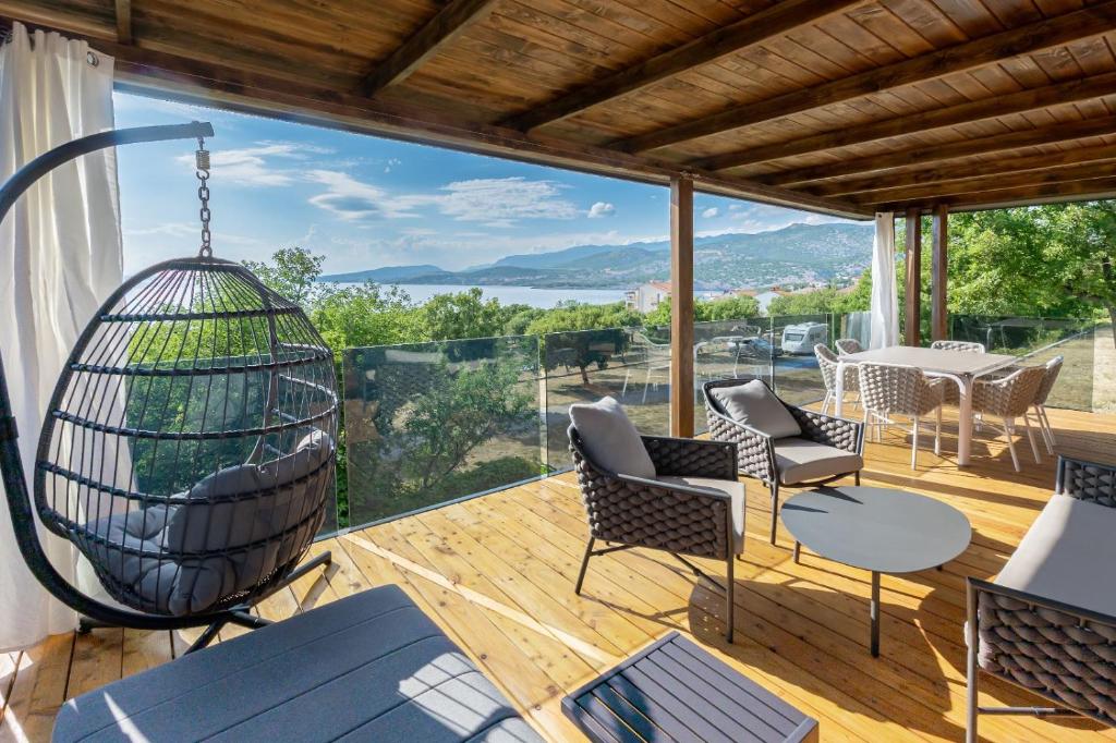 Mobile Home View
